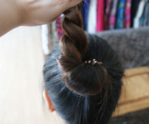 Cuộn tròn tóc lại Cuộn tròn tóc lại