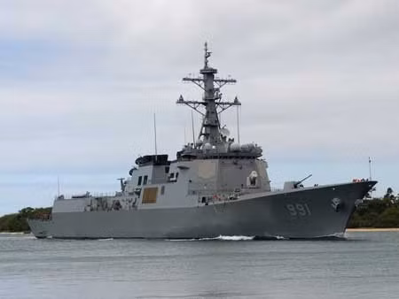 Một trong những tàu thuộc KDX-III lớp Vua Sejong trang bị hệ thống chiến đấu tiên tiến Aegis.