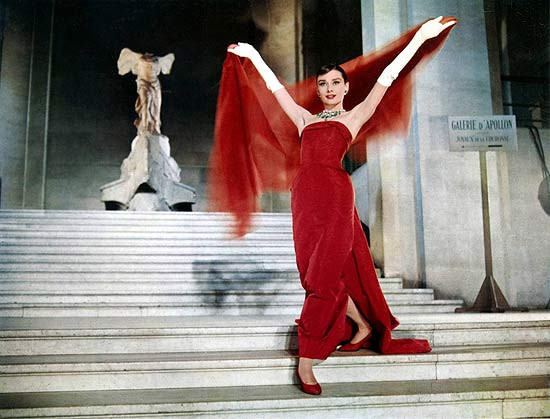 Trang phục của Audrey Hepburn trong phim "Funny face". Trang phục của Audrey Hepburn trong phim "Funny face".