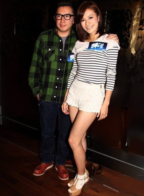 Giang Nhược Lâm ngọt ngào với quần soóc ren màu nude. Giang Nhược Lâm ngọt ngào với quần soóc ren màu nude.