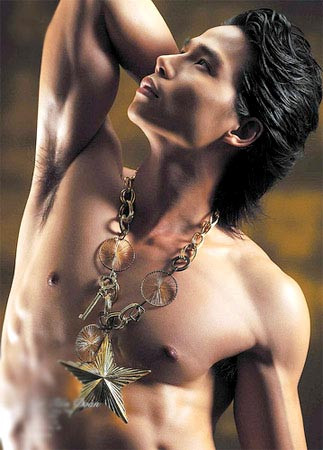 Vẻ đẹp đầy nam tính ... Vẻ đẹp đầy nam tính ...