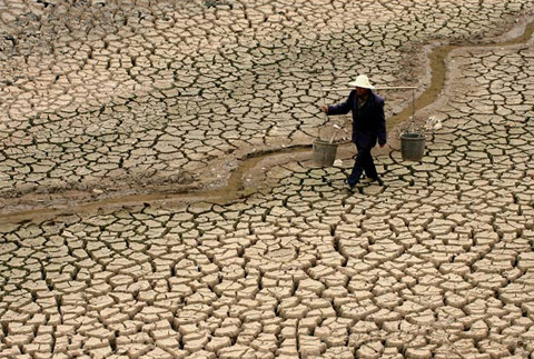 Hạn hán, trong ảnh: Hạn hán trên sông Mêkong Hạn hán, trong ảnh: Hạn hán trên sông Mêkong