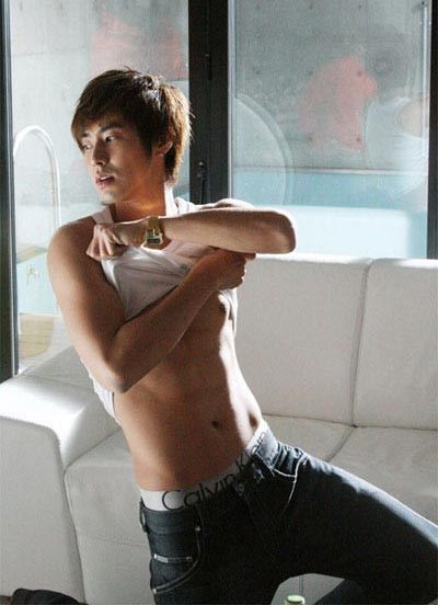 Yunho cũng vậy. Yunho cũng vậy.