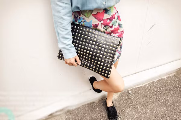 Túi nạm đinh Túi nạm đinh