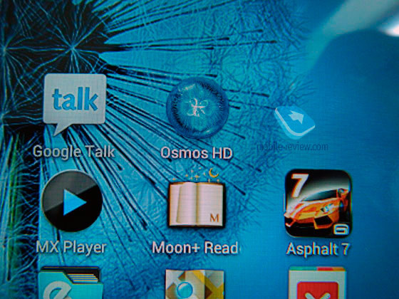 Sản phẩm đi kèm bút cảm ứng S-pen.