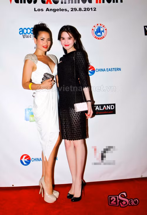 Ngọc Trinh và nữ ca sỹ Trúc Lam. Ngọc Trinh và nữ ca sỹ Trúc Lam.