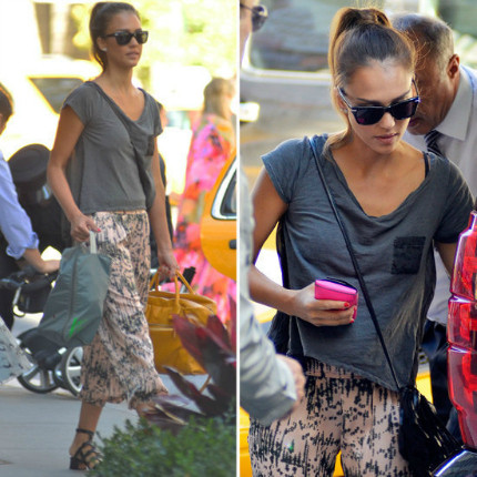 Quần in họa tiết như Jessica Alba. Quần in họa tiết như Jessica Alba.