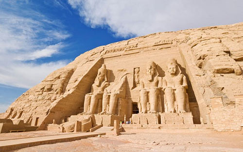 Aswan (Ai Cập) – Nơi có người sinh sống khô cằn nhất thế giới: Nằm trong sa mạc Atacama, Aswan là khu dân cư khô cằn nhất hành tinh. Lượng mưa ở đây rất thấp. Aswan (Ai Cập) – Nơi có người sinh sống khô cằn nhất thế giới: Nằm trong sa mạc Atacama, Aswan là khu dân cư khô cằn nhất hành tinh. Lượng mưa ở đây rất thấp.