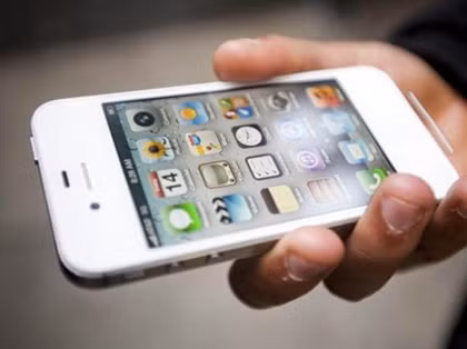 5. Chế độ backup: Backup không dây là một bổ sung tuyệt vời song quá trình trên iCloud vẫn chưa hoàn hảo. Ngoài ra, tại sao Apple không cho phép backup từng phần cụ thể, thay vì yêu cầu mọi người phải làm từ đầu nếu gặp lỗi xảy trong khi thao tác. Việc này cũng khiến giảm tải đáng kể như khi bạn chỉ cần backup những file văn bản thôi chẳng hạn.