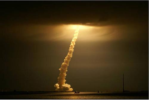 Đám mây kỳ lạ ở Cape Canaveral. Đám mây kỳ lạ ở Cape Canaveral.