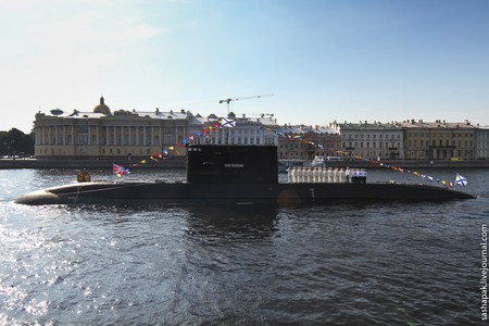 Những tàu ngầm chạy "êm" như Kilo đang ngày càng gia tăng về số lượng khiến Hải quân Mỹ đứng ngồi không yên. Những tàu ngầm chạy "êm" như Kilo đang ngày càng gia tăng về số lượng khiến Hải quân Mỹ đứng ngồi không yên.