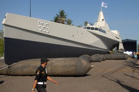 Đây được cho là tàu tên lửa tàng hình cao tốc tiên tiến nhất thế giới Đây được cho là tàu tên lửa tàng hình cao tốc tiên tiến nhất thế giới