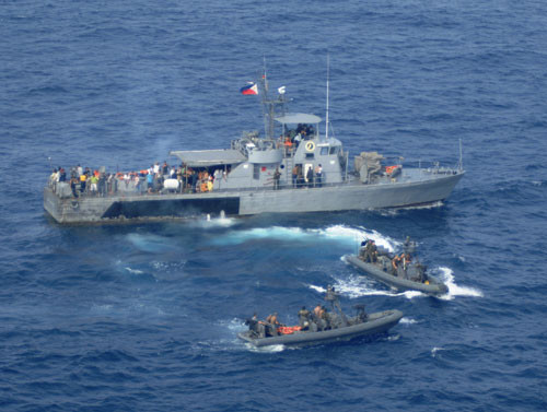 Tàu tuần tra cao tốc lớp Chamsuri mua lại (6 chiếc) từ Hàn Quốc. Tàu có lượng giãn nước 173 tấn, dài 73m. Hệ thống vũ khí gồm: một pháo 40mm và 2 pháo 6 nòng cỡ 20mm.