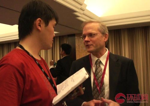Mark Fitzpatrick - cựu quan chức Mỹ, chuyên gia nghiên cứu chiến lược quốc tế London. Mark Fitzpatrick - cựu quan chức Mỹ, chuyên gia nghiên cứu chiến lược quốc tế London.