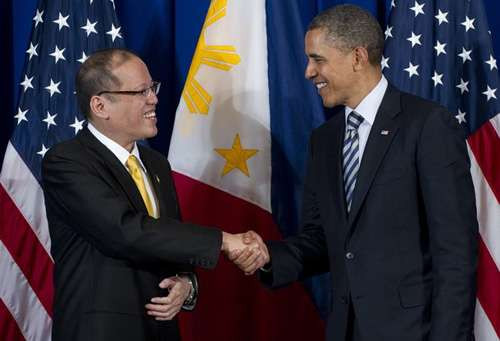 Tổng thống Philippines chuẩn bị thăm Anh và Mỹ, sẽ bàn về vấn đề biển Đông và sự phối hợp của Philippines với chiến lược mới của Mỹ. Tổng thống Philippines chuẩn bị thăm Anh và Mỹ, sẽ bàn về vấn đề biển Đông và sự phối hợp của Philippines với chiến lược mới của Mỹ.