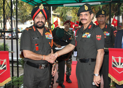 Tham mưu trưởng Lục quân Ấn Độ Bikram Singh đến thị sát Bộ tư lệnh miền Đông Lục quân Tham mưu trưởng Lục quân Ấn Độ Bikram Singh đến thị sát Bộ tư lệnh miền Đông Lục quân