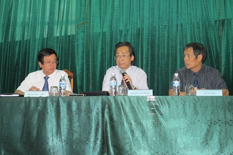 Lãnh đạo VFF công bố Quy chế bóng đá chuyên nghiệp Việt Nam. Ảnh: Võ Hóa Lãnh đạo VFF công bố Quy chế bóng đá chuyên nghiệp Việt Nam. Ảnh: Võ Hóa