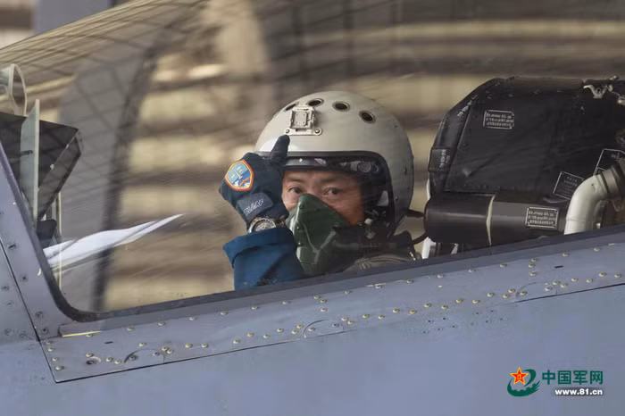 Phi công Trung Quốc