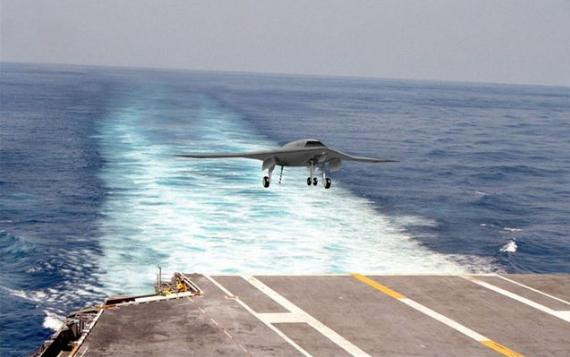 Máy bay tấn công không người lái X-47B Mỹ (ảnh minh họa) Máy bay tấn công không người lái X-47B Mỹ (ảnh minh họa)