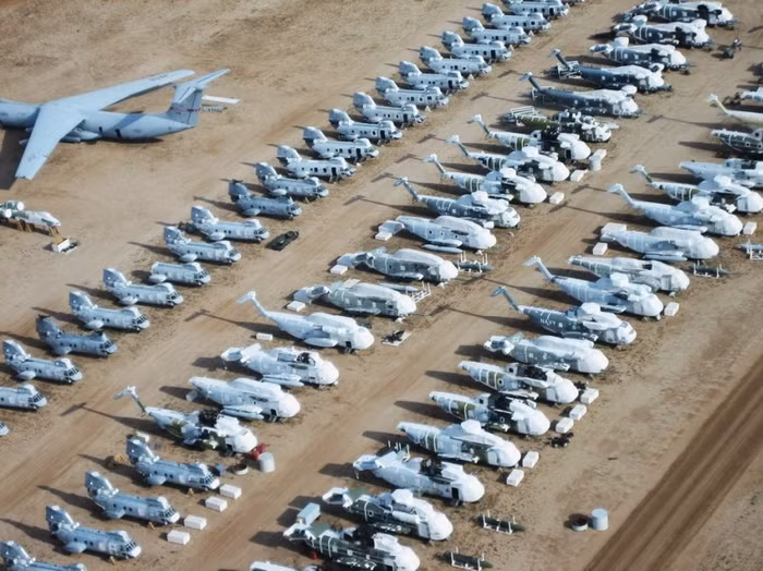 Căn cứ không quân Davis-Monthan, nơi tập trung toàn bộ những máy bay đã ngừng hoạt động của Mỹ Căn cứ không quân Davis-Monthan, nơi tập trung toàn bộ những máy bay đã ngừng hoạt động của Mỹ