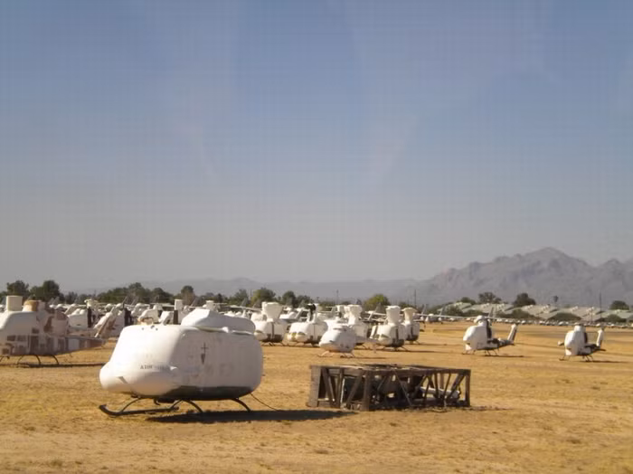 Căn cứ không quân Davis-Monthan, nơi tập trung toàn bộ những máy bay đã ngừng hoạt động của Mỹ Căn cứ không quân Davis-Monthan, nơi tập trung toàn bộ những máy bay đã ngừng hoạt động của Mỹ