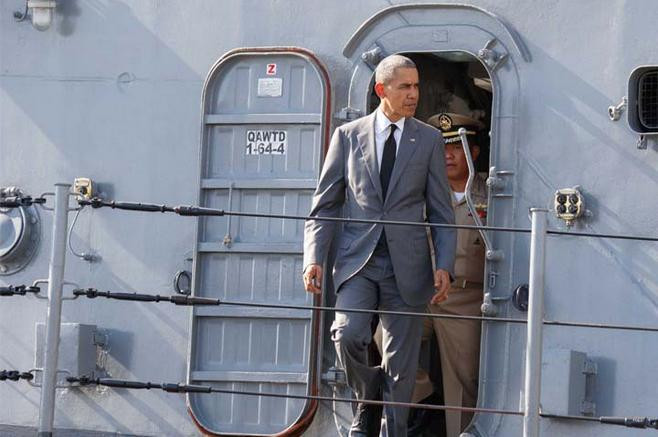 Ngày 17 tháng 11 năm 2015, Tổng thống Mỹ Barack Obama đến thăm tàu chỉ huy BRP Gregorio del Pilar của Hải quân Philippines, biểu tượng cho sự viện trợ của Mỹ đối với Philippines. Ngày 17 tháng 11 năm 2015, Tổng thống Mỹ Barack Obama đến thăm tàu chỉ huy BRP Gregorio del Pilar của Hải quân Philippines, biểu tượng cho sự viện trợ của Mỹ đối với Philippines.