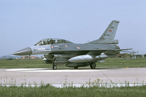 Máy bay chiến đấu F-16 Thổ Nhĩ Kỳ sẽ không còn dám cất cánh? Máy bay chiến đấu F-16 Thổ Nhĩ Kỳ sẽ không còn dám cất cánh?