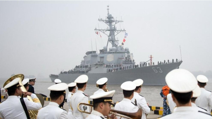 Ngày 16 tháng 11 năm 2015, tàu khu trục USS Stethem DDG-63 Hải quân Mỹ đến thăm Thượng Hải trong thời gian 5 ngày Ngày 16 tháng 11 năm 2015, tàu khu trục USS Stethem DDG-63 Hải quân Mỹ đến thăm Thượng Hải trong thời gian 5 ngày