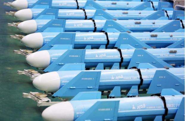 Tên lửa hành trình chống hạm tầm xa Ghadir của Hải quân Iran Tên lửa hành trình chống hạm tầm xa Ghadir của Hải quân Iran