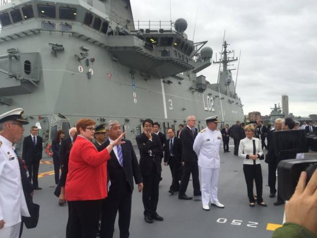 Ngày 22 tháng 11 năm 2015, Ngoại trưởng và Bộ trưởng Quốc phòng hai nước Nhật Bản-Australia tổ chức tham vấn "2 + 2". Ngày 22 tháng 11 năm 2015, Ngoại trưởng và Bộ trưởng Quốc phòng hai nước Nhật Bản-Australia tổ chức tham vấn "2 + 2".