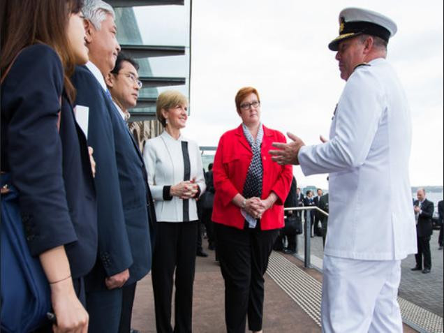 Ngày 22 tháng 11 năm 2015, Ngoại trưởng và Bộ trưởng Quốc phòng hai nước Nhật Bản-Australia tổ chức tham vấn "2 + 2". Ngày 22 tháng 11 năm 2015, Ngoại trưởng và Bộ trưởng Quốc phòng hai nước Nhật Bản-Australia tổ chức tham vấn "2 + 2".