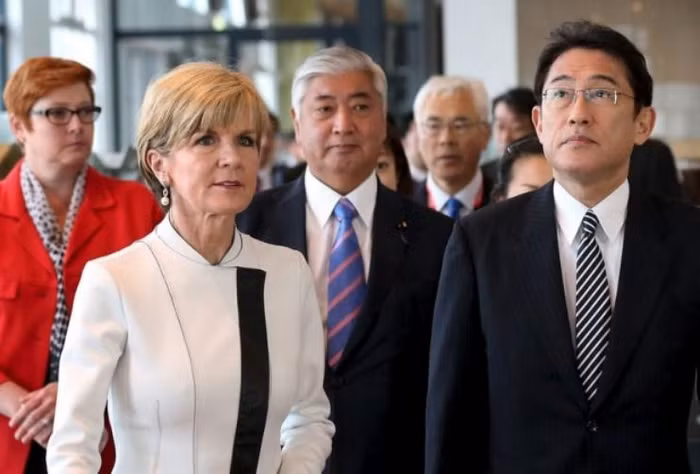 Ngày 22 tháng 11 năm 2015, Ngoại trưởng và Bộ trưởng Quốc phòng hai nước Nhật Bản-Australia tổ chức tham vấn "2 + 2". Ngày 22 tháng 11 năm 2015, Ngoại trưởng và Bộ trưởng Quốc phòng hai nước Nhật Bản-Australia tổ chức tham vấn "2 + 2".