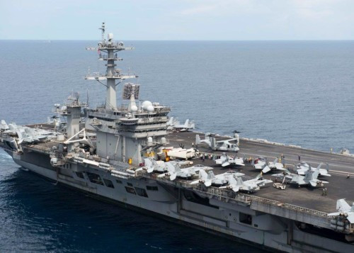 Tàu sân bay động cơ hạt nhân USS Theodore Roosevelt Hải quân Mỹ trên Biển Đông