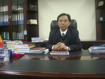 TS Nguyễn Cảnh Phú - Phó hiệu trưởng trường ĐH Y Khoa Vinh, Chủ nhiệm đề tài nghiên cứu thừa nhận để xảy ra sự việc vừa qua là do thiếu sót trong khâu tuyên truyền bàn đầu TS Nguyễn Cảnh Phú - Phó hiệu trưởng trường ĐH Y Khoa Vinh, Chủ nhiệm đề tài nghiên cứu thừa nhận để xảy ra sự việc vừa qua là do thiếu sót trong khâu tuyên truyền bàn đầu