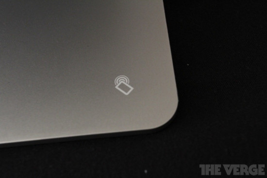 Giao tiếp trường gần NFC với nhiều tính năng hữu dụng. Giao tiếp trường gần NFC với nhiều tính năng hữu dụng.