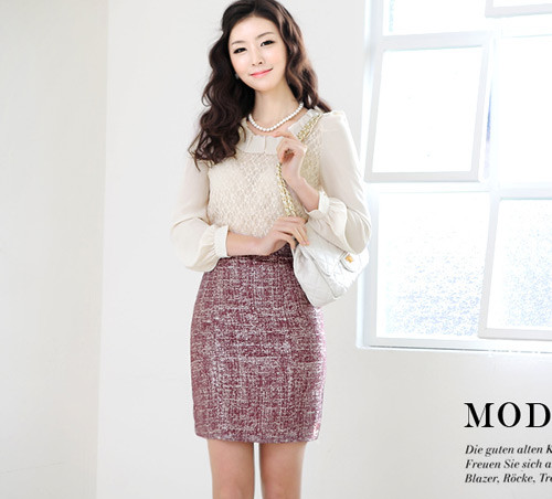 Sơ mi voan với mảng ren trước ngực cũng là lựa chọn khá thú vị. Sơ mi voan với mảng ren trước ngực cũng là lựa chọn khá thú vị.