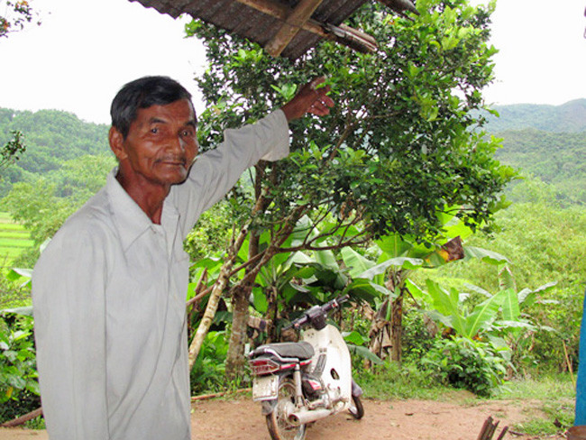 Người đàn ông gần 40 năm không ngủ: Căn bệnh này xảy ra đối với ông Thái Ngọc (69 tuổi, trú thôn Trung Hạ, xã Quế Trung, huyện Nông Sơn, tỉnh Quảng Nam). Đây là một hội chứng hiếm trên thế giới và ông Thái Ngọc cũng là người VN duy nhất trong số 10 dị nhân có khả năng đặc biệt trên thế giới được các tạp chí nước ngoài bình chọn năm 2010. Người đàn ông gần 40 năm không ngủ: Căn bệnh này xảy ra đối với ông Thái Ngọc (69 tuổi, trú thôn Trung Hạ, xã Quế Trung, huyện Nông Sơn, tỉnh Quảng Nam). Đây là một hội chứng hiếm trên thế giới và ông Thái Ngọc cũng là người VN duy nhất trong số 10 dị nhân có khả năng đặc biệt trên thế giới được các tạp chí nước ngoài bình chọn năm 2010.