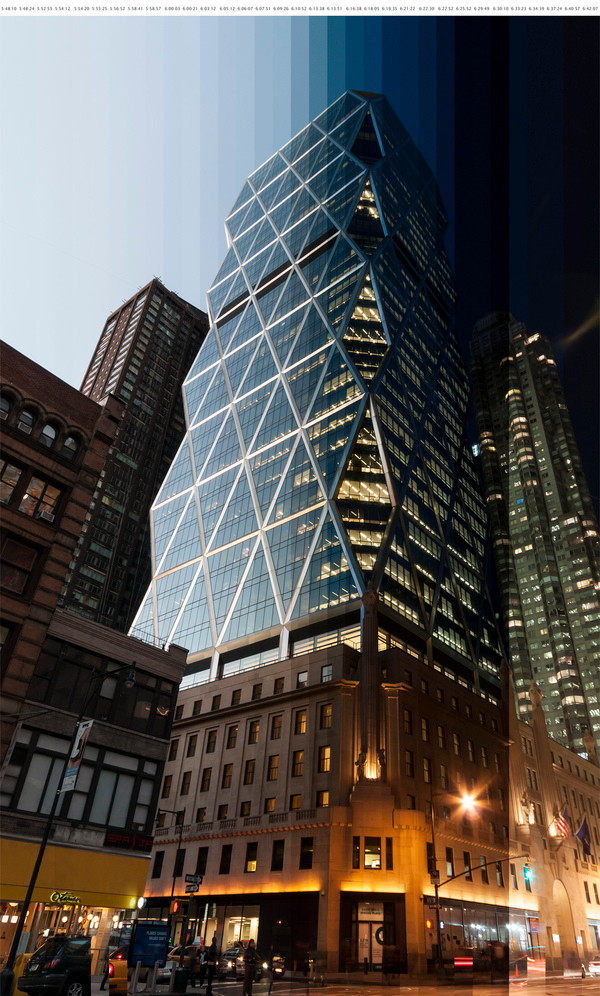 Tháp Hearst với kiến trúc hình lưới tam giác đặc biệt. Tháp Hearst với kiến trúc hình lưới tam giác đặc biệt.