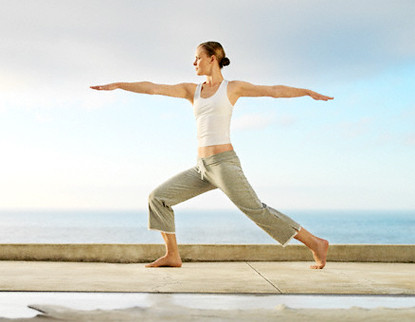 4. Thể dục với những bài tập quen thuộc: Bạn chọn cách giảm cân bằng những bài tập quen thuộc và lười thay đổi nó. Tuy nhiên, nếu việc này diễn ra lâu dài thì hiệu quả mà mà nó đem lại sẽ không cao. Bạn nên thay đổi và làm mới những hoạt động thể dục của mình, điều này sẽ giúp bạn giảm được nhiều calo hơn. 4. Thể dục với những bài tập quen thuộc: Bạn chọn cách giảm cân bằng những bài tập quen thuộc và lười thay đổi nó. Tuy nhiên, nếu việc này diễn ra lâu dài thì hiệu quả mà mà nó đem lại sẽ không cao. Bạn nên thay đổi và làm mới những hoạt động thể dục của mình, điều này sẽ giúp bạn giảm được nhiều calo hơn.