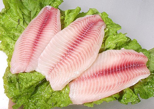 Ngoài ra, cá cung cấp canxi và protein tốt cho não bộ. Cá nước ngọt có chứa các axit béo không no, không gây tổn thương cho động mạch não, ngược lại còn bảo vệ cho mạch máu não và thúc đẩy các tế bào não hoạt động. Lượng ăn tốt nhất là không quá 80g cá mỗi ngày.