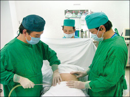 3. Tỷ lệ mỡ: Tỷ lệ mỡ ở đàn ông tăng gấp đôi giữa tuổi 25 và 75, hầu hết chất béo phân bố ở các nội tạng và bó cơ. 3. Tỷ lệ mỡ: Tỷ lệ mỡ ở đàn ông tăng gấp đôi giữa tuổi 25 và 75, hầu hết chất béo phân bố ở các nội tạng và bó cơ.