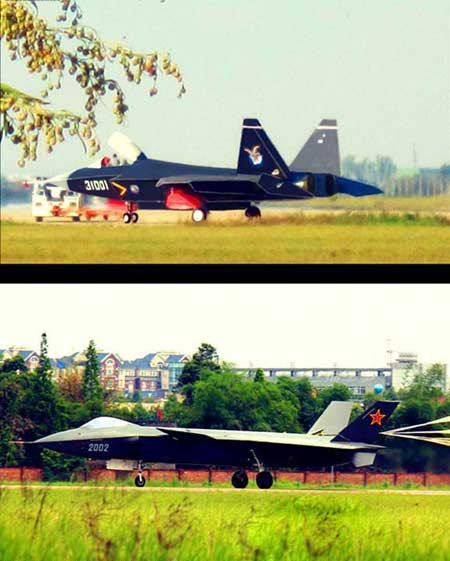 Hình ảnh so sánh kích thước giữa J-31 và J-20. Bước đầu thấy rõ, J-31 có chiều dài ngắn hơn so với J-20. Qua đó, tải trọng, tầm bay của J-31 có thể nhỏ hơn. Hình ảnh so sánh kích thước giữa J-31 và J-20. Bước đầu thấy rõ, J-31 có chiều dài ngắn hơn so với J-20. Qua đó, tải trọng, tầm bay của J-31 có thể nhỏ hơn.