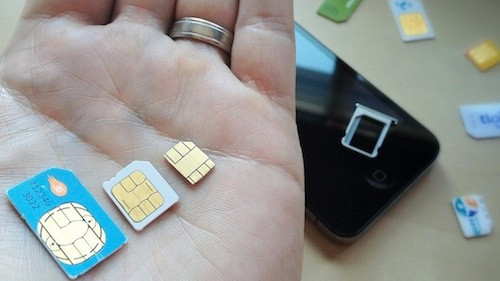 iPhone 5 dùng nano-Sim, kích thước nhỏ hơn 44% so với micro-Sim, không tương thích với các loại sim hiện tại do nhà mạng Việt Nam phát hành.