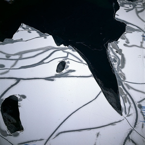 Breidamerkurjöküll Glacier rộng khoảng 910km vuông, là một trong những sông băng lớn nhất trên Trái đất.