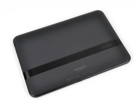 Mặt sau của máy, đôi loa ngoài cho chất lượng âm thanh stereo.