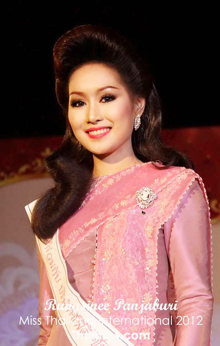 Hoa hậu Quốc tế Thái Lan Rungsinee Panjaburi. Hoa hậu Quốc tế Thái Lan Rungsinee Panjaburi.