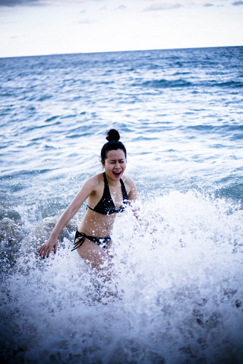 Dù là “gái một con” nhưng Hương Giang vẫn nóng bỏng với bikini. Dù là “gái một con” nhưng Hương Giang vẫn nóng bỏng với bikini.