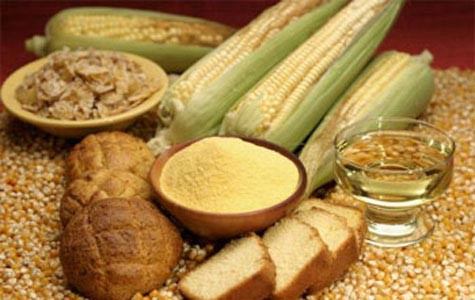 2. Ăn bánh mì "thông minh": Nói ngắn gọn hơn là chọn sản phẩm bánh mỳ có chứa 3 gam chất xơ và 3 gam protein/xuất ăn (tương đương khoảng 75 gam). Nguồn carbohydrate phức này có tác dụng làm giảm quá trình hấp thụ glucose và phong bế quá trình tăng insulin của cơ thể. Ngoài ra các loại bánh mì giàu chất xơ và protein còn giúp no lâu nên ổn định lượng đường huyết. 2. Ăn bánh mì "thông minh": Nói ngắn gọn hơn là chọn sản phẩm bánh mỳ có chứa 3 gam chất xơ và 3 gam protein/xuất ăn (tương đương khoảng 75 gam). Nguồn carbohydrate phức này có tác dụng làm giảm quá trình hấp thụ glucose và phong bế quá trình tăng insulin của cơ thể. Ngoài ra các loại bánh mì giàu chất xơ và protein còn giúp no lâu nên ổn định lượng đường huyết.