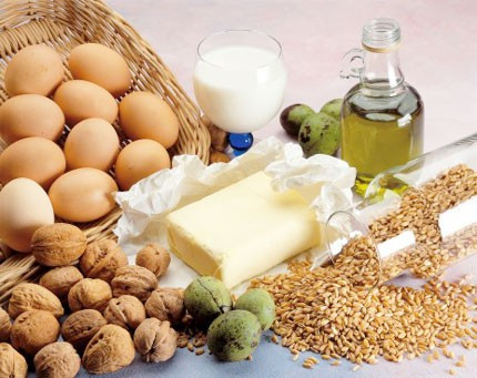 3. Bổ sung magiê: mBữa tối nên ăn nhiều rau xanh, đặc biệt là món xa lát rau bina, rau diếp, bởi nó giàu magiê có tác dụng hạn chế rủi ro mắc bệnh tiểu đường tuýp 2. Theo một nghiên cứu ở phụ nữ cho thấy, những người có thực đơn giàu magiê như đậu đỗ, rau xanh dạng lá, quả bơ và cá giảm được tới 10% rủi ro mắc bệnh tiểu đường so với nhóm người không ăn loại thực phẩm này, đặc biệt những người dư thừa trọng lượng, béo phì có thể giảm tới 20%. 3. Bổ sung magiê: mBữa tối nên ăn nhiều rau xanh, đặc biệt là món xa lát rau bina, rau diếp, bởi nó giàu magiê có tác dụng hạn chế rủi ro mắc bệnh tiểu đường tuýp 2. Theo một nghiên cứu ở phụ nữ cho thấy, những người có thực đơn giàu magiê như đậu đỗ, rau xanh dạng lá, quả bơ và cá giảm được tới 10% rủi ro mắc bệnh tiểu đường so với nhóm người không ăn loại thực phẩm này, đặc biệt những người dư thừa trọng lượng, béo phì có thể giảm tới 20%.