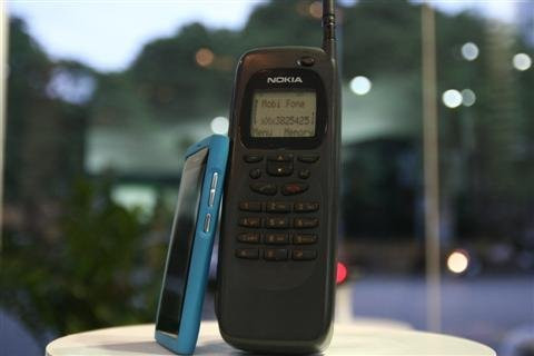 Những chiếc điện thoại Nokia đã thay đổi quá nhiều từ khi chiếc điện thoại đầu tiên Nokia 9000 Communicator được ra mắt. Những chiếc điện thoại Nokia đã thay đổi quá nhiều từ khi chiếc điện thoại đầu tiên Nokia 9000 Communicator được ra mắt.